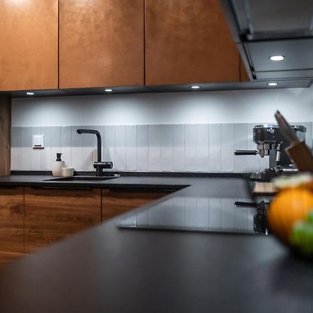 Szary Wilk Apartament Щирк Екстер'єр фото