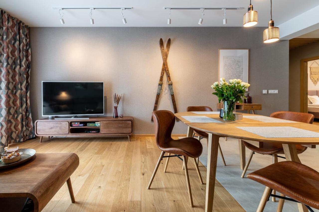 Szary Wilk Apartament Щирк Екстер'єр фото