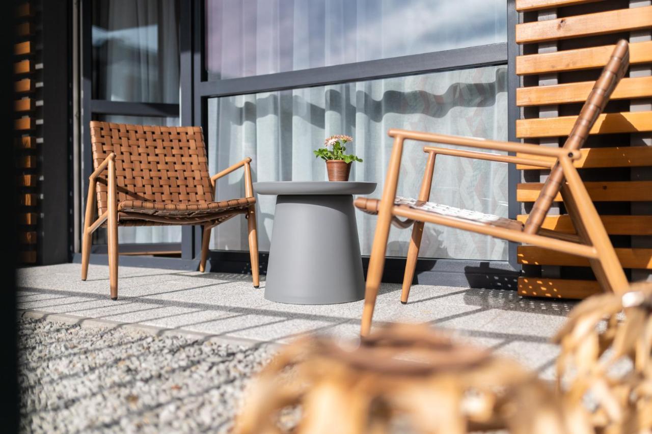 Szary Wilk Apartament Щирк Екстер'єр фото
