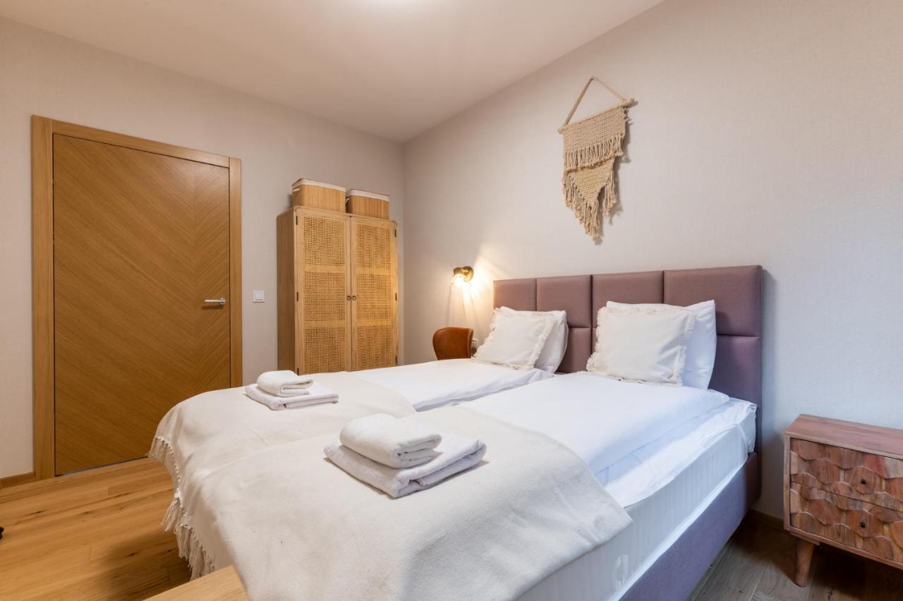 Szary Wilk Apartament Щирк Екстер'єр фото